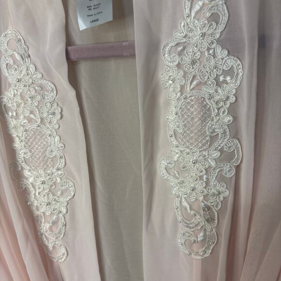 Vintage California Dynasty Robe - Picture 7 of 7